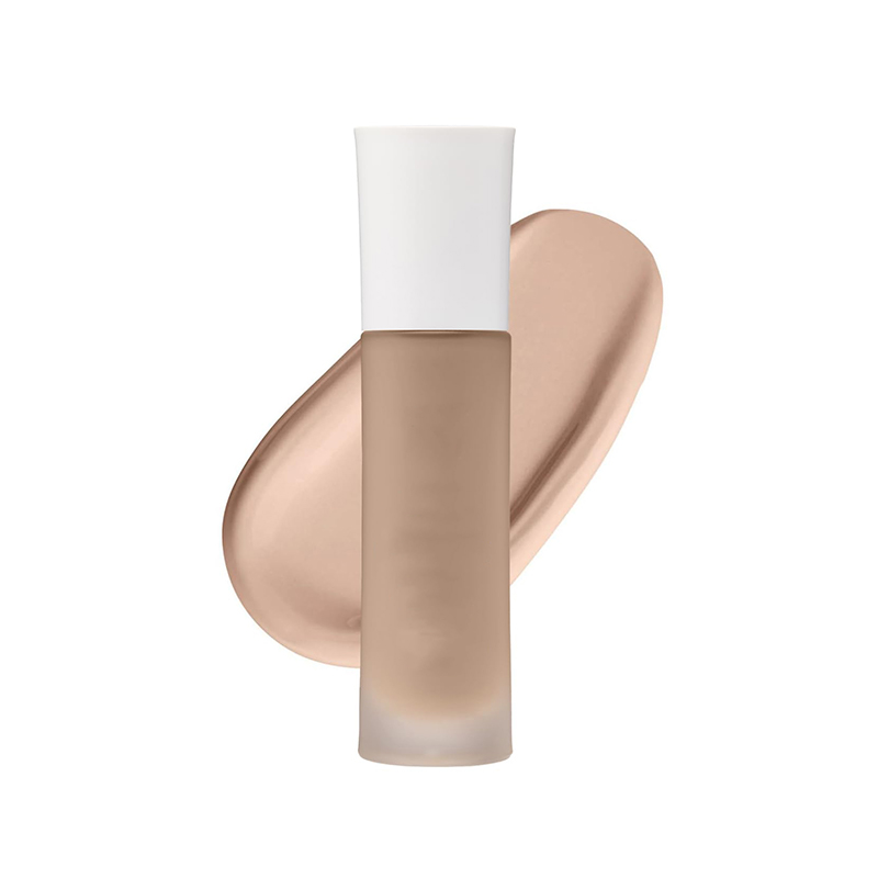 Maquillaje de base líquida en suero de triple acción