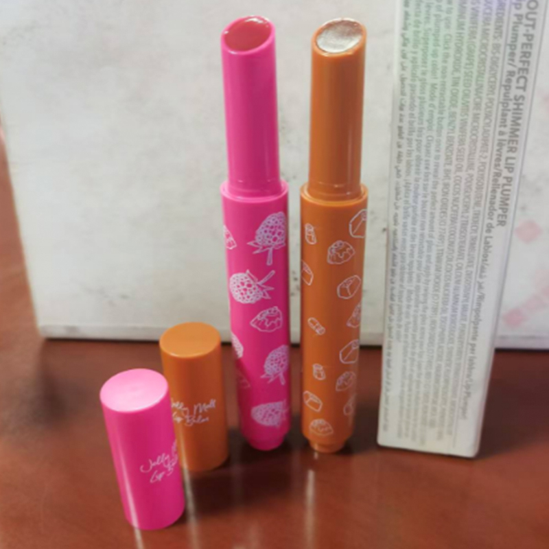 Lápiz labial presionado por beso de humedad para la ropa de todo el día