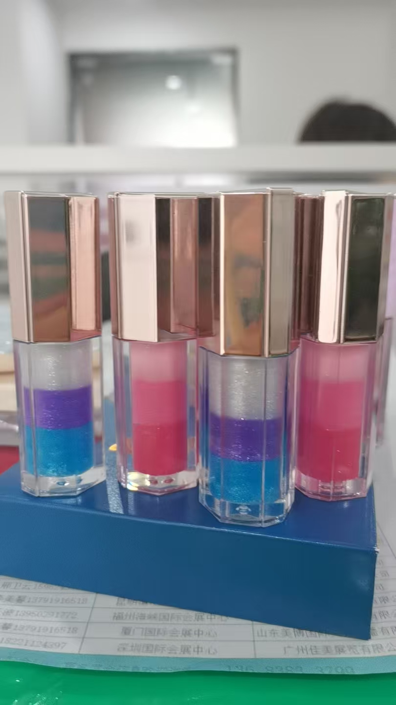 Kit de maquillaje con delineador de labios y polvo